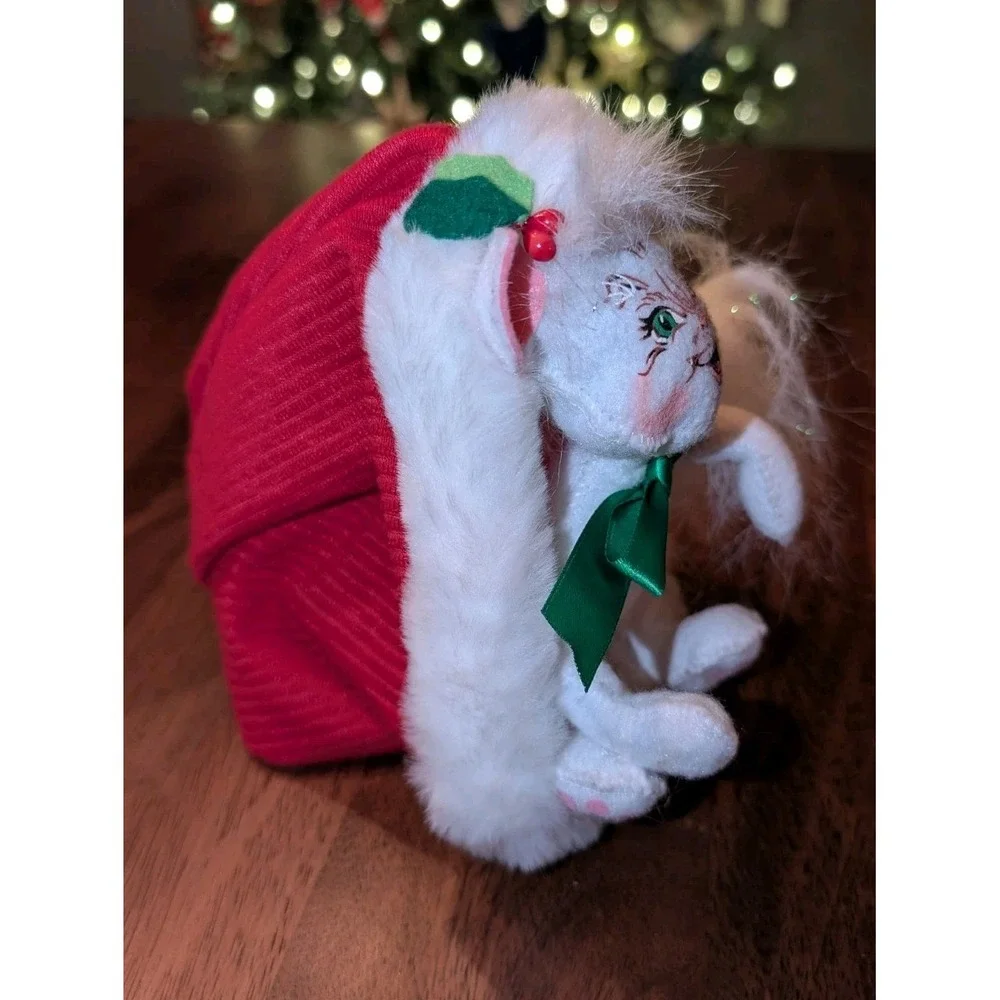 Annalee Mobilitee Kitty Cat Santa Hat Christmas Doll Catnip Craze Collection